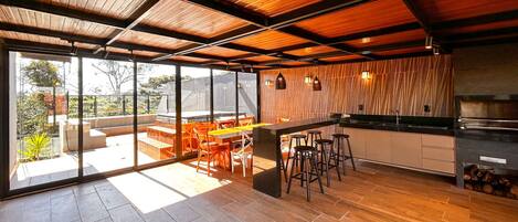 Casa, para fumadores | 4 habitaciones