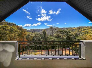 House, Smoking | 4 bedrooms - Casa com 4 Su tes Jacuzzi e Lareira Externa (Campos do Jordão)