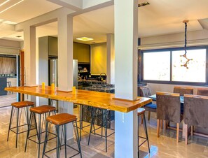 Huis, roken | 4 slaapkamers