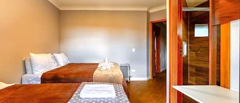 Maison, fumeur | 4 chambres