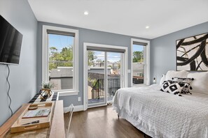 3 bedrooms, desk, iron/ironing board, free WiFi