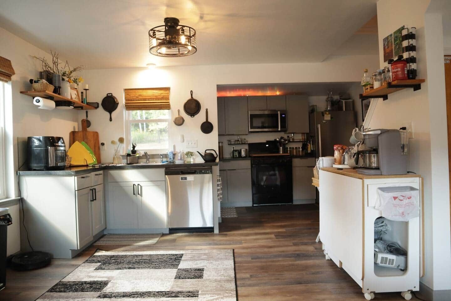 雪櫃、微波爐、焗爐、爐具