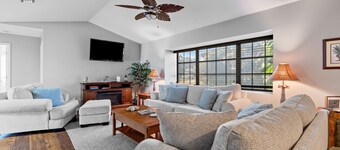 4BR Heated Pool • Pets Welcome • Sports & Beaches