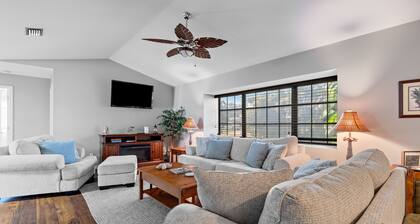Spacious 4BR Pool Home, Pet-Friendly, Near Beaches