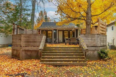 Cozy Cabin with Hot Tub and Fire Pit