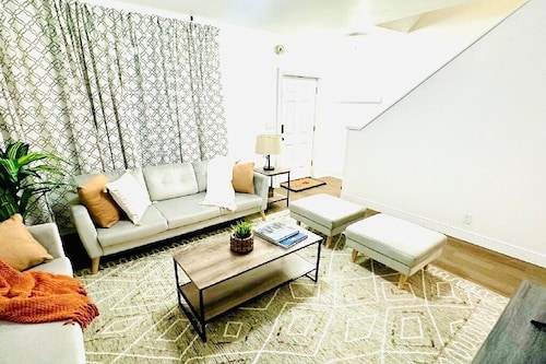 Charming-Relaxing Retreat 10 min to Niagara Falls