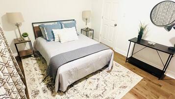 5 bedrooms, iron/ironing board, free WiFi, bed sheets