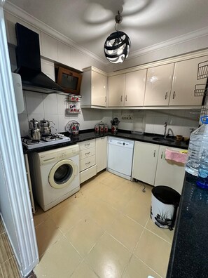 Family Villa, Sea View | Private kitchen