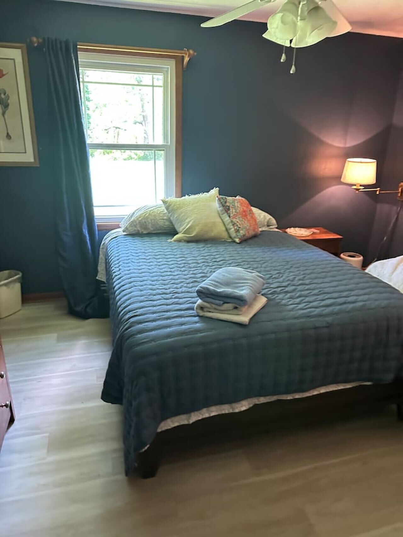 3 間睡房、熨斗/熨衫板、上網、床單