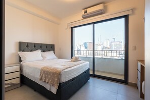 Laptop workspace, free WiFi