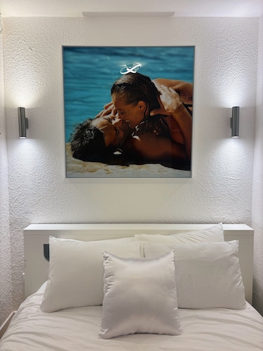 Chic 1 Bedroom Apartment Minutes from Croissette, Terrace & AC