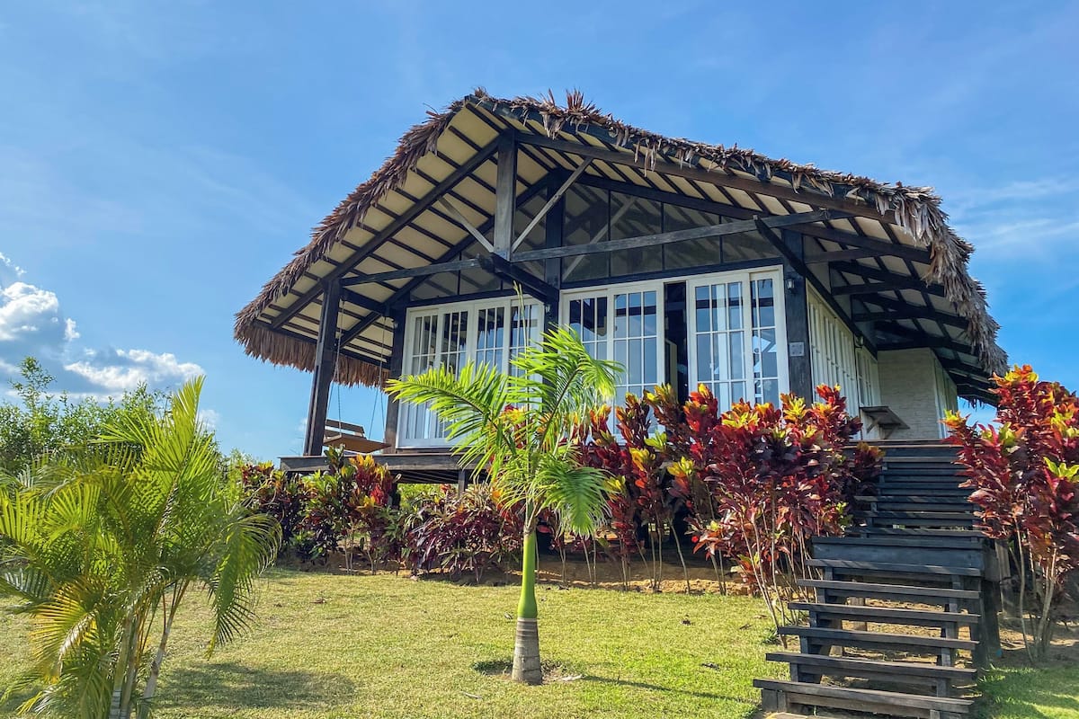 Superior Cottage, 3 Bedrooms, Private Pool, Valley View