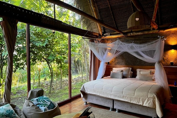 Tradisjonell hytte, 1 soverom, hageutsikt | Sengetøy i egyptisk bomull, sengetøy av topp kvalitet og dundyner