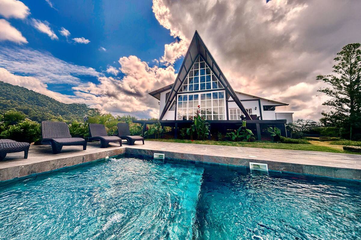 Premium Cottage, 3 Bedrooms, Private Pool, Valley View | Egyptian cotton sheets, premium bedding, down comforters, minibar