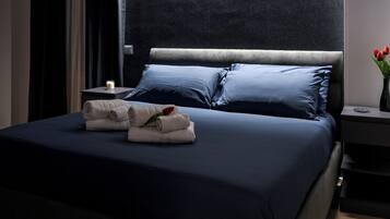 2 habitaciones, tabla de planchar con plancha y cuna de viaje