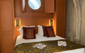 1 camera, ferro/asse da stiro, accesso a Internet, lenzuola