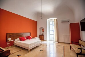 1 室のベッドルーム、WiFi、ベッドシーツ