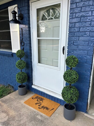 Glen Street Retreat- 5 Minutes to Dickson!