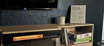 Glen Street Retreat- 5 Minutes to Dickson!