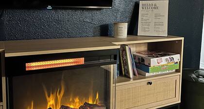 Glen Street Retreat- 5 Minutes to Dickson!