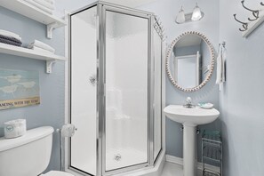 Shower, towels