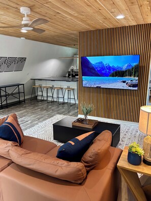 TV, ping pong