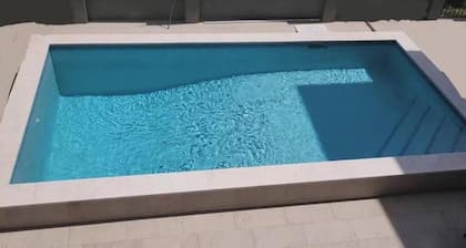 Le Chateau - Scarlet Ibis Apartment