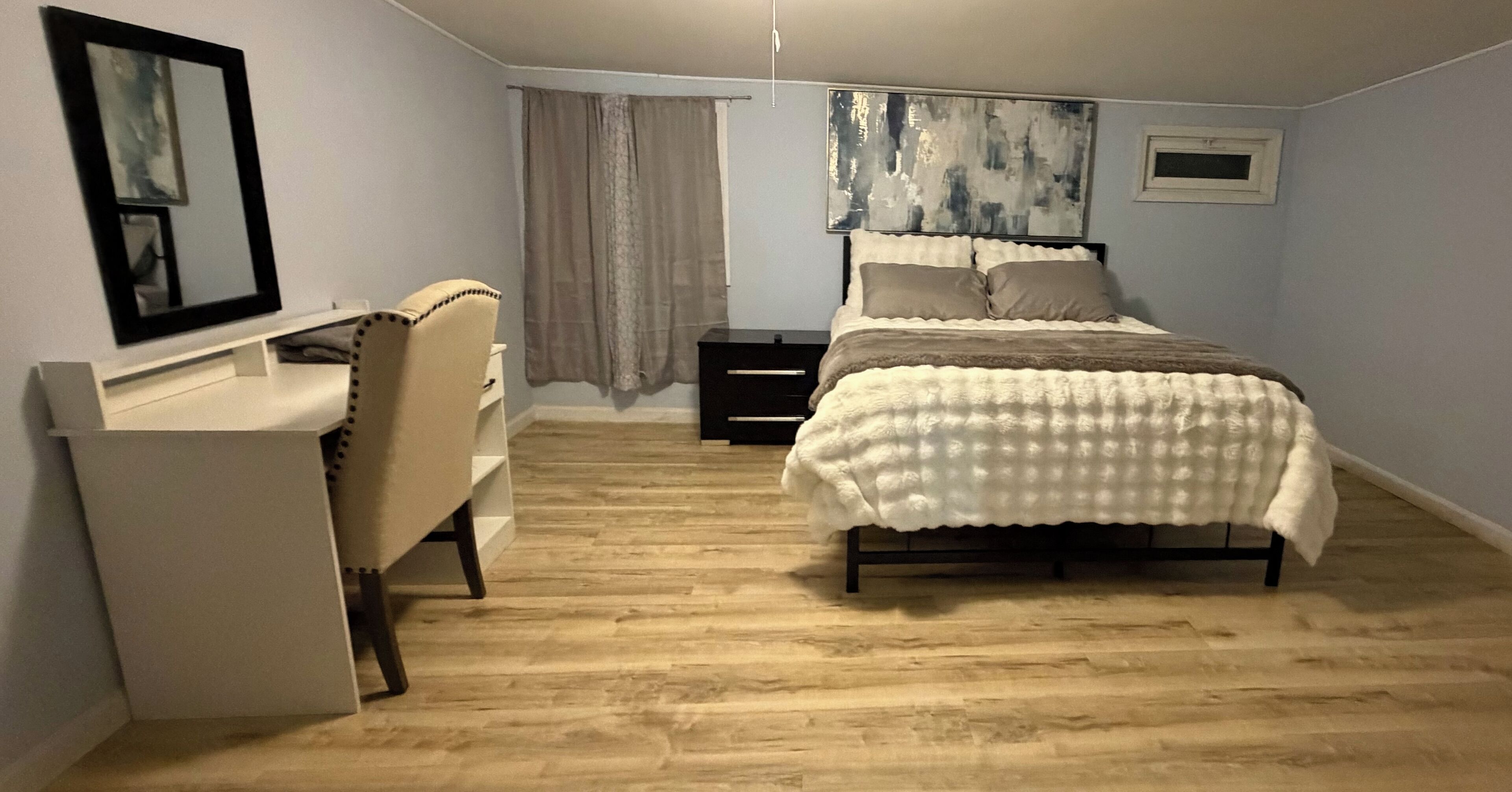 3 عدّة غرف نوم وواي فاي مجانًا وملاءات أسرّة