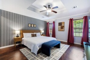 4 Schlafzimmer, Bügeleisen/Bügelbrett, kostenloses WLAN, Bettwäsche