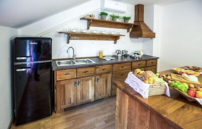 Amazing home in Gornji Bogicevci with sauna