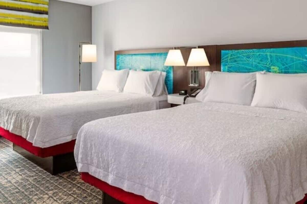 Desk, laptop workspace, iron/ironing board, free WiFi