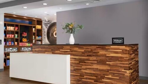 Hampton Inn by Hilton Philadelphia International Airport