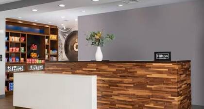 Hampton Inn by Hilton Philadelphia International Airport