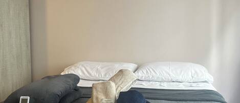 2 soverom, wi-fi (inkludert) og sengetøy