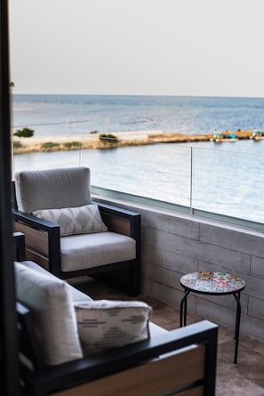 Comfort Apartment, Ocean View | Balcony view