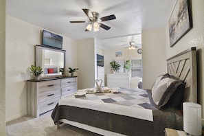 2 habitaciones, tabla de planchar con plancha, wifi y ropa de cama