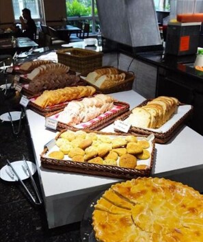 Dining - HOTEL PERDIZES - Flat Executivo - 1403 (São Paulo)