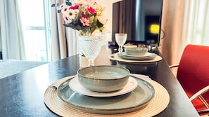 Executive Suite | Dining