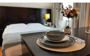 Deluxe Suite | Blackout drapes, iron/ironing board, free WiFi - HOTEL PERDIZES - Flat Executivo - 1403 (São Paulo)
