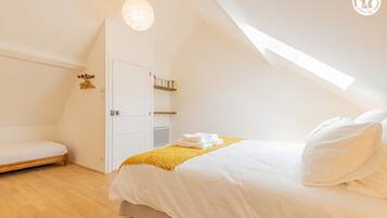 3 makuuhuonetta, internet