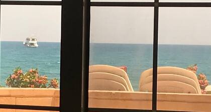 Sea View Bliss Private Beach Access, Full AC in Ain Sokhna - 2 bedrooms