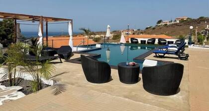 Casa Aloé Vera - Private House w/ free Breakfast