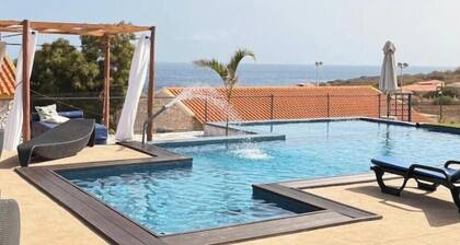 Casa Aloé Vera - Private House w/ free Breakfast