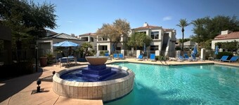 Luxurious Condo 2BD/2BA w/ Pool, Gym, and Sauna