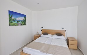 1 bedroom, free WiFi, bed sheets - Beautiful apartment in Vodice with WiFi (Vodice)