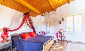 1 bedroom, iron/ironing board, free WiFi - Gîte le Petit Sableau (MARANS)