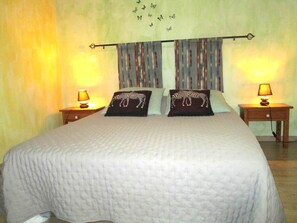 1 bedroom, iron/ironing board, free WiFi