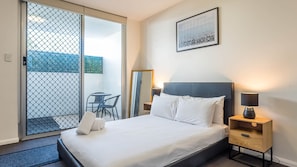 2 Schlafzimmer, Schreibtisch, kostenloses WLAN, BettwÀsche