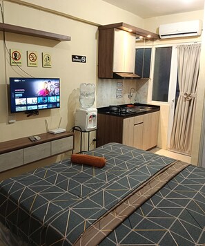 1 habitación, internet y ropa de cama