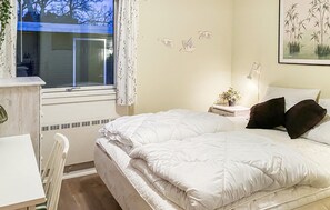 3 bedrooms, WiFi (free)